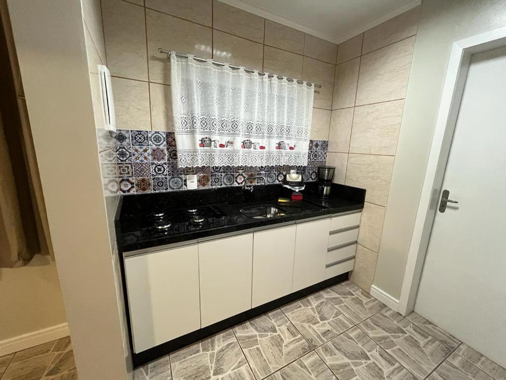 Residencial Bernardo 1 Dormitorio Florianópolis Exteriér fotografie